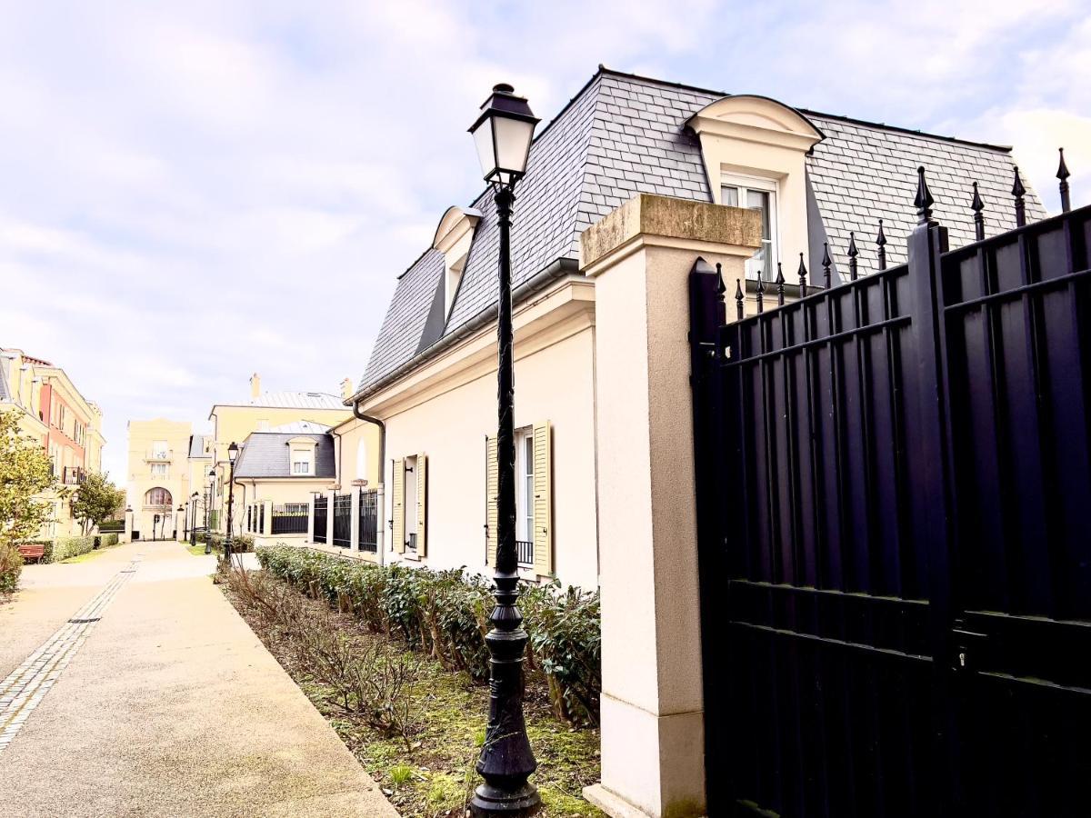 Lifestyle Disneyland Paris 8 Pax Serris Bagian luar foto
